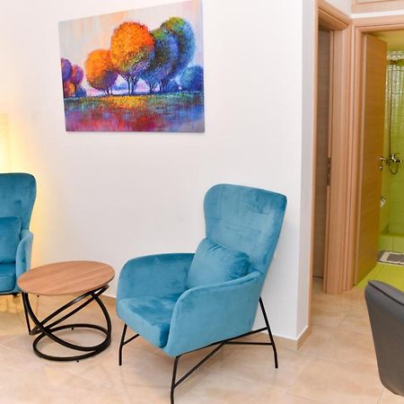 קלמאטה C&M Apartments מראה חיצוני תמונה