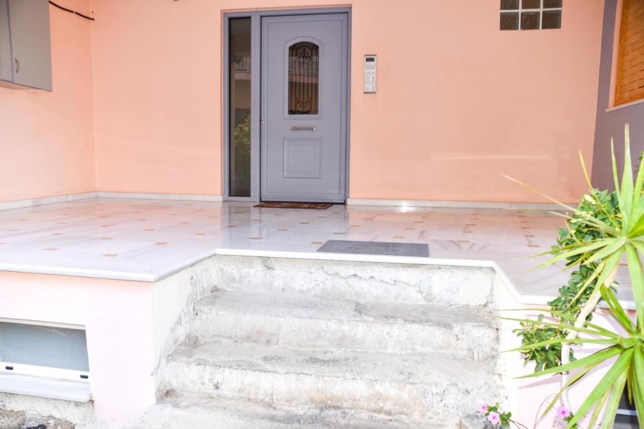 קלמאטה C&M Apartments מראה חיצוני תמונה